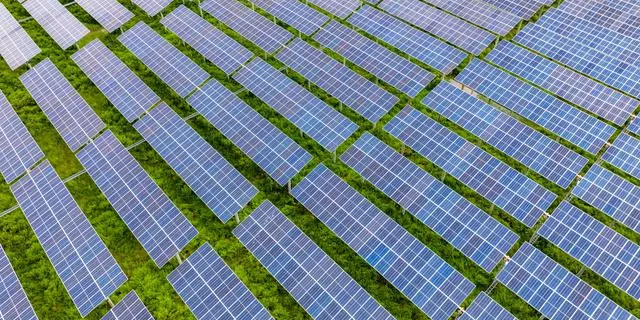 La influencia de la energía solar como pilar del futuro de la energía limpia en el panorama energético europeo